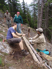 Wegebau mit Holz